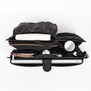 Totesavvy Deluxe in Noir and Rose Gold